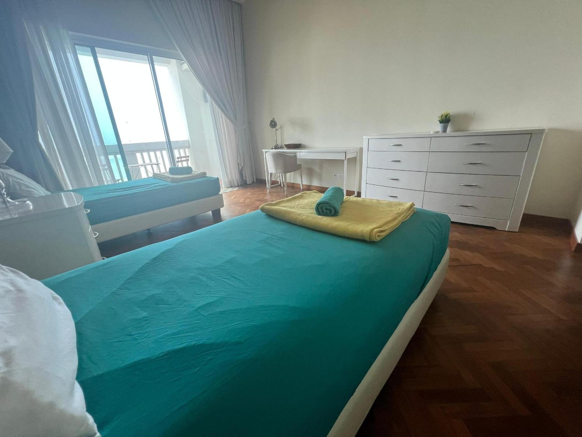 Straits Quay Marina Suites Penang By Aurorahomes Bagan Jermal Exterior photo